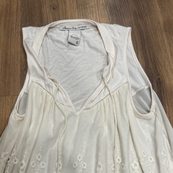 American Rag Cream Lace Tank Top - Picture 2 of 6